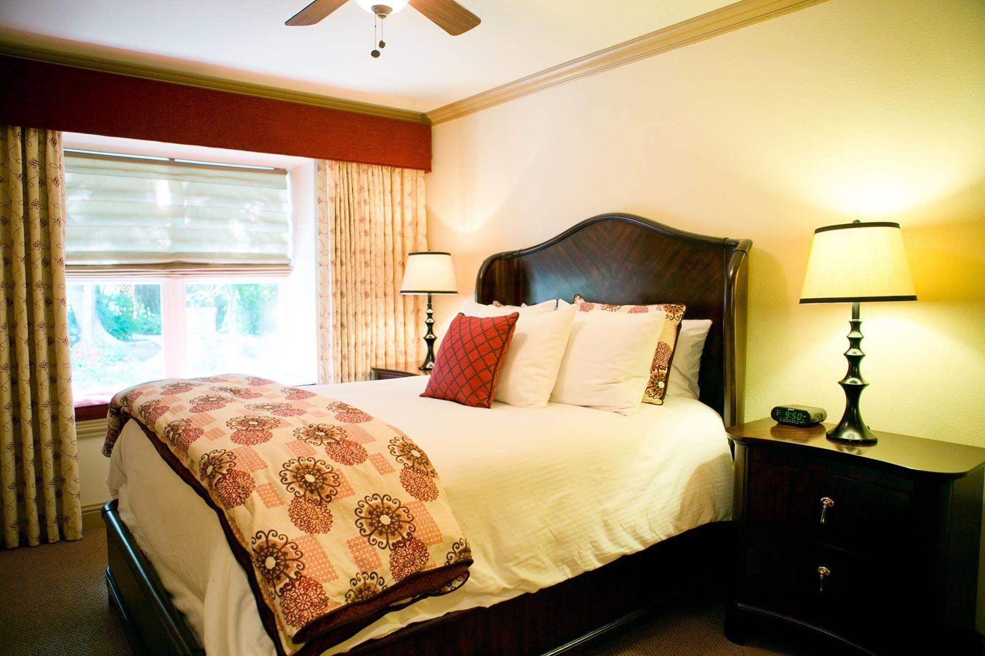 The Sanford House Inn & Spa Арлингтон Экстерьер фото